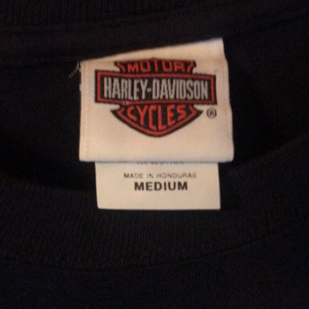 Men’s medium Harley Davidson Pocketed T shirt